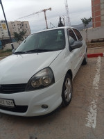 voitures-renault-clio-campus-2012-bye-bouira-algerie