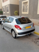 voitures-peugeot-207-2010-active-bouira-algerie