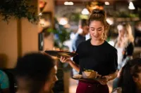 Serveuse femme