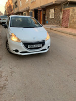 voitures-peugeot-208-2012-beni-saf-ain-temouchent-algerie