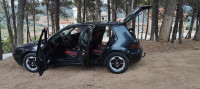 moyenne-berline-volkswagen-golf-4-2001-terrai-bainem-mila-algerie