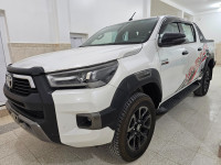 automobiles-vehicules-toyota-hilux-2024-ادفنشر-el-oued-algerie