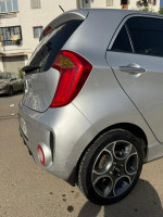 voitures-kia-picanto-2017-sportline-dar-el-beida-alger-algerie