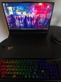 Asus Rog Scar 17 G733PZ (2023) Ryzen 9 7945HX RTX 4080 32GB 1TB