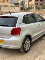 voitures-volkswagen-polo-2012-black-et-silver-biskra-algerie