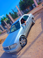 voitures-mercedes-classe-c-1997-220-5-line-tlemcen-algerie