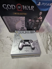 PS4 pro édition God of War flashé 