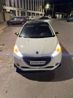 voitures-peugeot-208-2014-allure-el-mouradia-alger-algerie