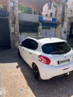 voitures-peugeot-208-2014-allure-el-mouradia-alger-algerie