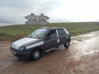 voitures-renault-clio-1-1995-bouandas-setif-algerie