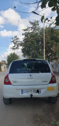 voitures-renault-clio-campus-2012-ain-reggada-guelma-algerie