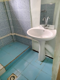 appartement-vente-f3-oran-es-senia-algerie