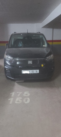 voitures-fiat-doblo-2024-italien-sidi-bel-abbes-algerie