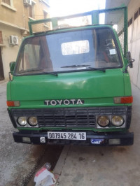 camion-toyota-dyna-1984-les-eucalyptus-alger-algerie