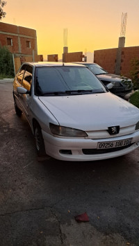 voitures-peugeot-306-2000-lakhdaria-bouira-algerie