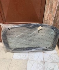 نوافذ-و-زجاج-أمامي-lunette-arriere-et-vitres-ssangyoung-korando-وهران-الجزائر