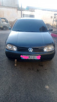 voitures-volkswagen-golf-4-2001-ain-defla-algerie