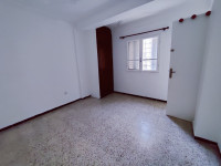 appartement-location-f4-alger-hydra-algerie