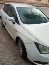 voitures-seat-ibiza-2013-fully-el-khroub-constantine-algerie