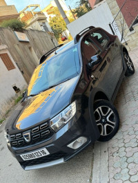 voitures-dacia-sandero-2023-techroad-cheraga-alger-algerie