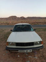 berline-peugeot-305-1985-bou-saada-msila-algerie