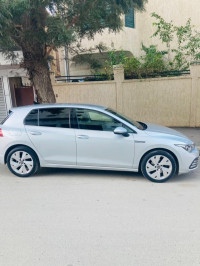 voitures-volkswagen-golf-8-2020-style-annaba-algerie