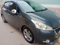 voitures-peugeot-208-2014-style-bouira-algerie