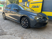 voitures-volkswagen-golf-8-2021-edition-blida-algerie