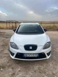 السيارات-النفعية-seat-leon-2013-العلمة-سطيف-الجزائر