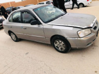 voitures-hyundai-accent-2004-gls-zmalet-el-emir-abdelkader-tiaret-algerie