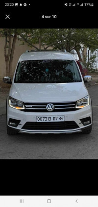 voitures-volkswagen-caddy-2017-altrak-bordj-bou-arreridj-algerie