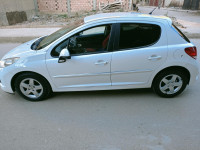 voitures-peugeot-207-2012-medea-algerie