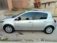 voitures-renault-clio-3-2012-night-and-day-medea-algerie