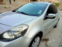 voitures-renault-clio-3-2012-night-and-day-medea-algerie