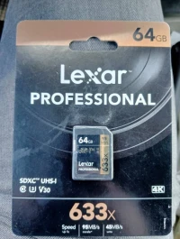 Lexar 64GB Professional SD 633x + SanDisk 64GB Ultra SDXC UHS-I