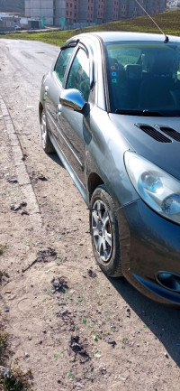 voitures-peugeot-206-plus-2010-draa-el-mizan-tizi-ouzou-algerie