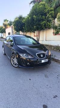 سيارات-seat-leon-2010-lenea-r-ميلة-الجزائر