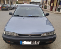 voitures-honda-accord-1992-sour-el-ghouzlane-bouira-algerie