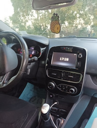 voitures-renault-clio-4-2019-limited-larbaa-blida-algerie