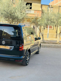 voitures-volkswagen-caddy-2017-highline-sidi-mhamed-ben-ali-relizane-algerie