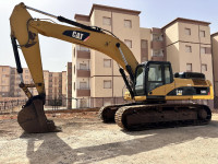 engin-caterpillar-hyundai-330-d-l-misseghine-oran-algerie