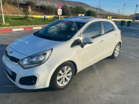 voitures-kia-rio-5-portes-2014-ain-smara-constantine-algerie