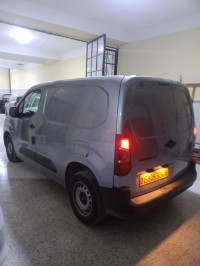 voitures-fiat-doblo-2024-les-eucalyptus-alger-algerie