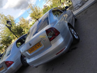 voitures-skoda-octavia-2012-bouira-algerie