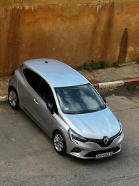 voitures-renault-clio-5-10-tce-2021-ben-aknoun-alger-algerie