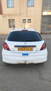 voitures-peugeot-207-2012-sportium-saida-algerie