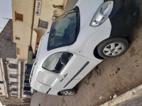 voitures-renault-kangoo-2015-kango-mostaganem-algerie