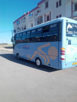 bus-turquoise-isuzu-2005-tiaret-algerie