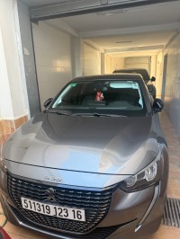 سيارات-peugeot-208-2023-allure-pack-درارية-الجزائر