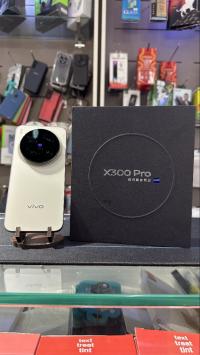 هواتف-ذكية-vivo-x300-pro-16512gb-etat-neuf-avec-boite-شراقة-الجزائر
